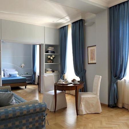 Dea Suite Roma Room photo